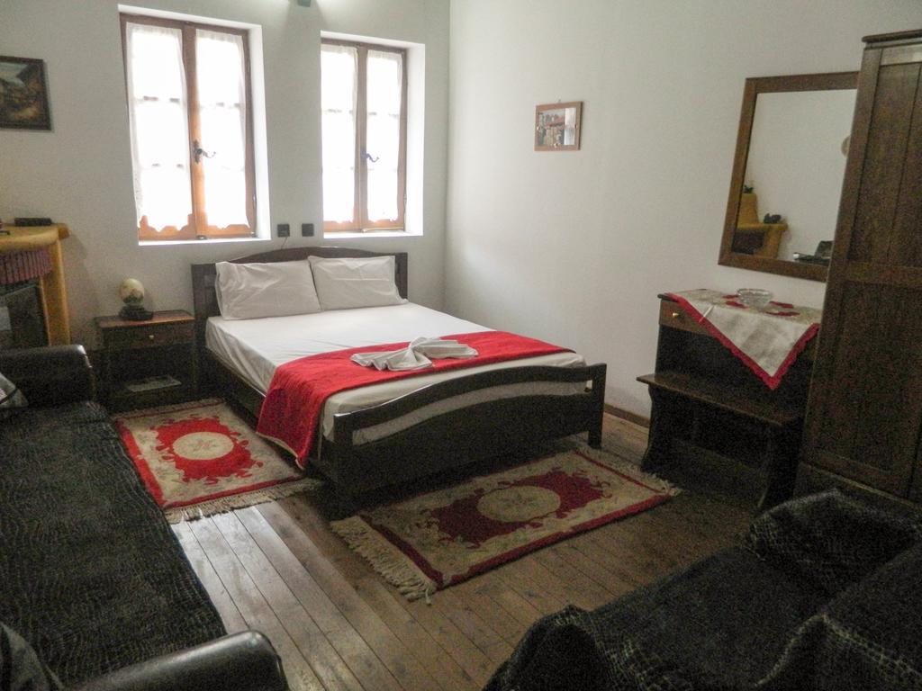 Guesthouse Klearchos Palaios Panteleimonas Exterior photo